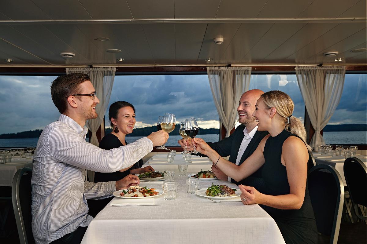 Uudenvuoden risteily Laukontorilta