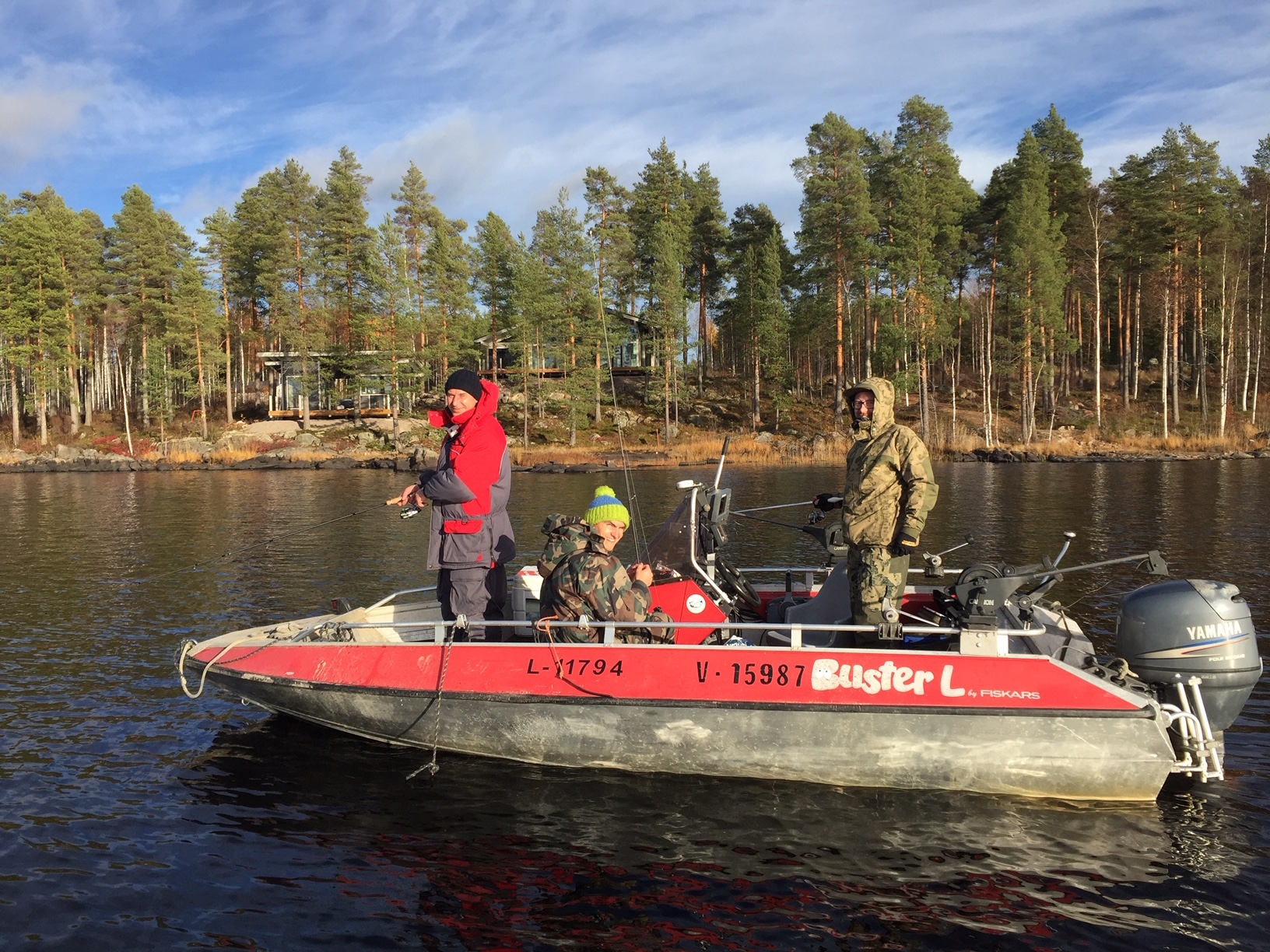 Fishing with a guide at Lake Ouluvesi